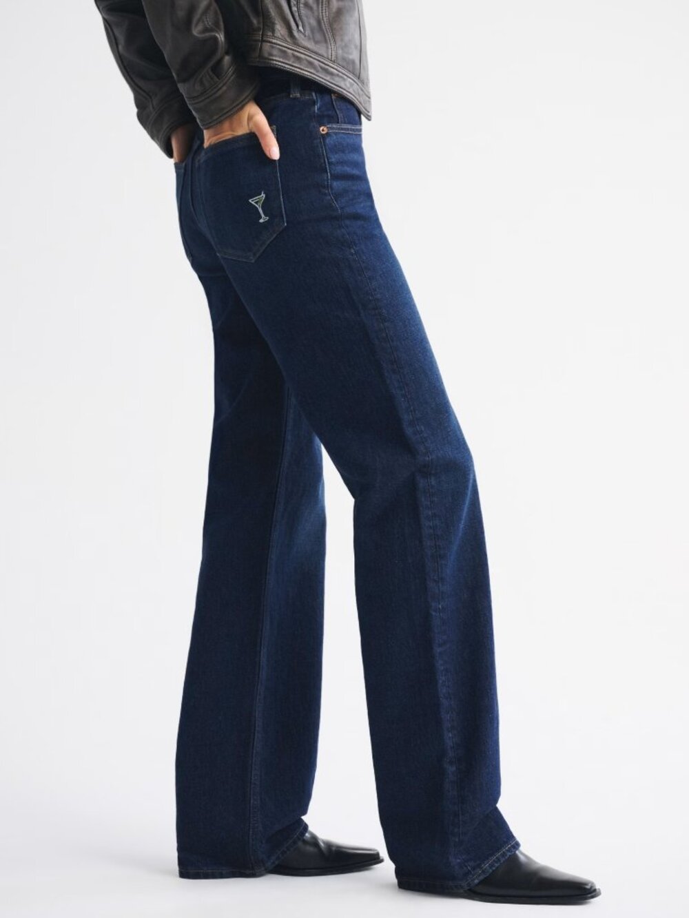 29x 34 High Rise 90s Relaxed Martini Embroidered Jean